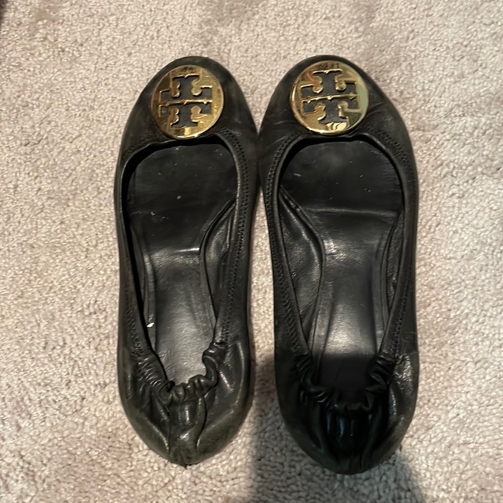 Tory Burch ballet flats with gold